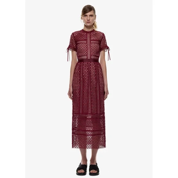 ワンピース SELF PORTRAIT BURGUNDY LACE PEPLUM MIDI DRESS Burgundy Floral Lace Midi Dress – self-portrait-US